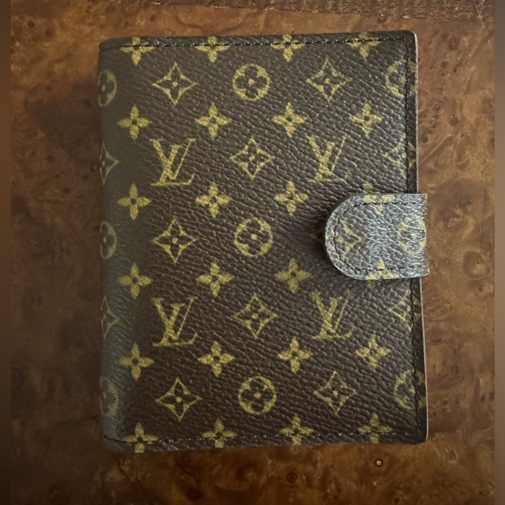EXTREMELY RARE Louis Vuitton 150 Anniversary Mini Agenda/Card Holder